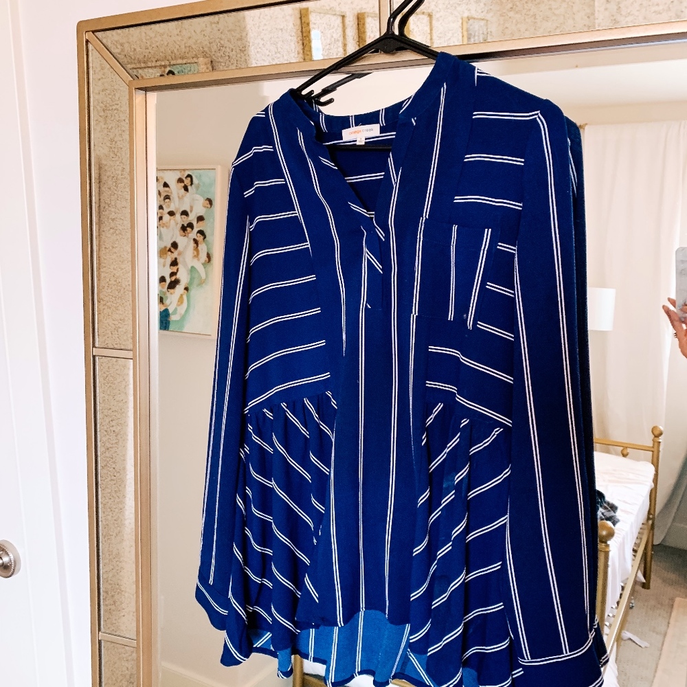Loose long sleeve blouse